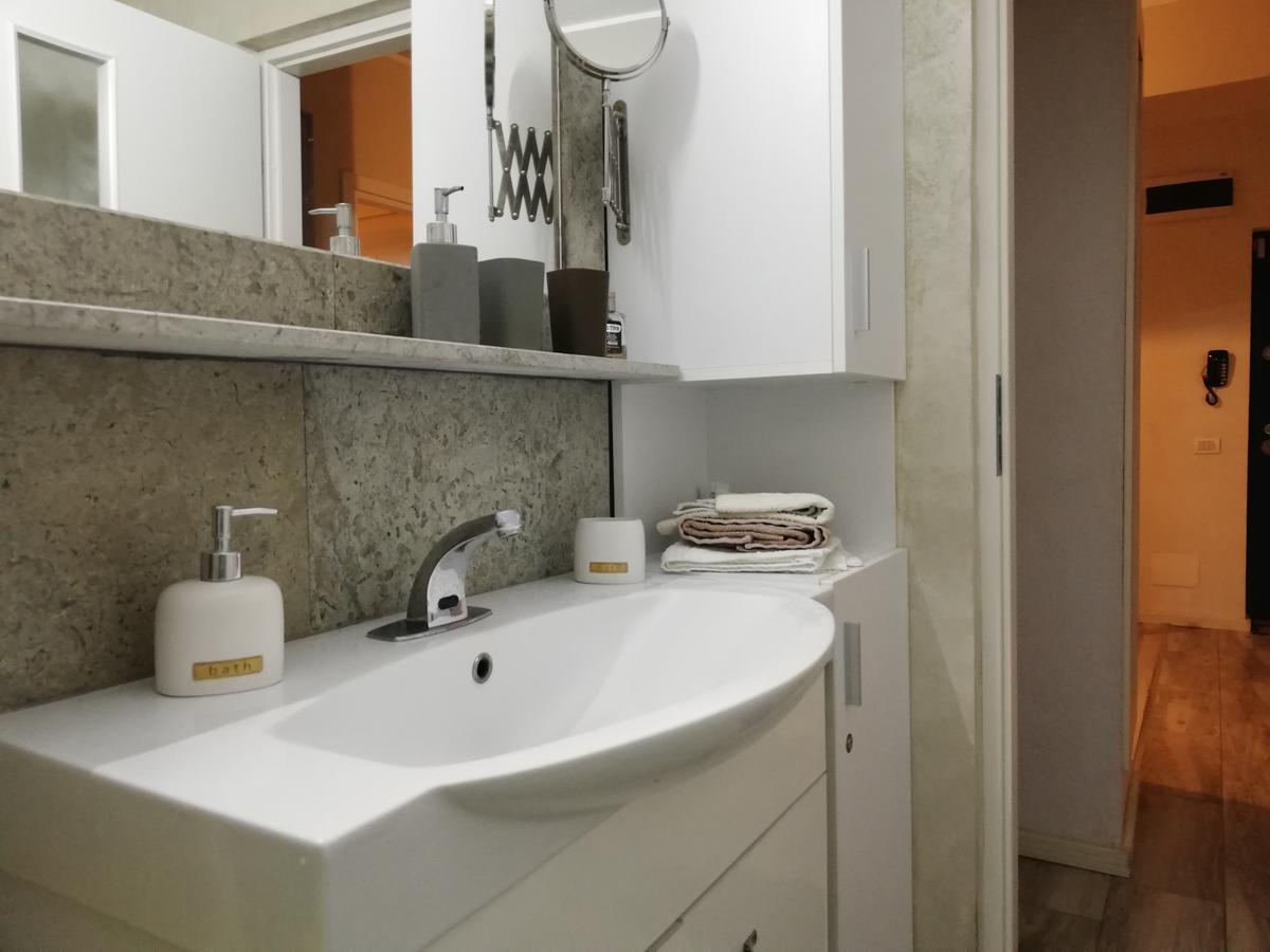 Tomis Apartament Apartman Konstanca Kültér fotó